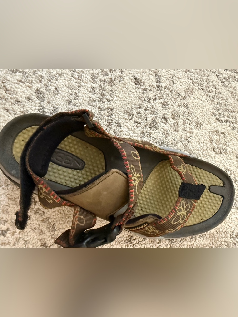 Keen Thong Style Women’s Waterproof Sandal Vegan Sz 7 Flowered - Picture 8 of 8